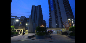 Gaur Yamuna City 16Th Park View