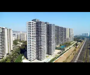 Wadhwa Promenade at The Address