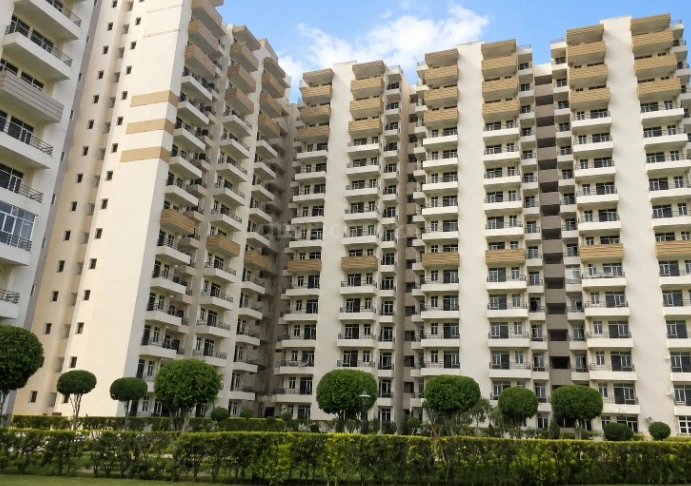 Supertech Green Village